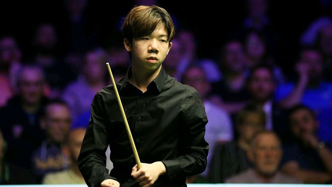 在密集赛程 在密集赛程